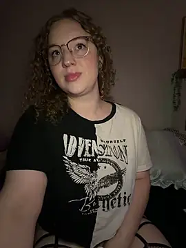 Изображение секс-шоу модели EmmieRae Изображение секс-шоу модели EmmieRae