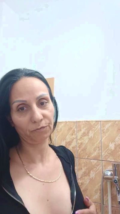 aledina78's sex show image