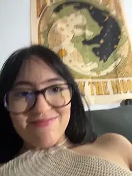 HinaSweet's sex show image