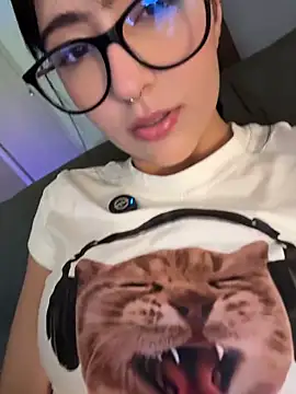 HinaSweet's sex show image