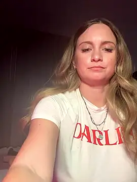 Изображение секс-шоу модели Sophie_Raegan Изображение секс-шоу модели Sophie_Raegan