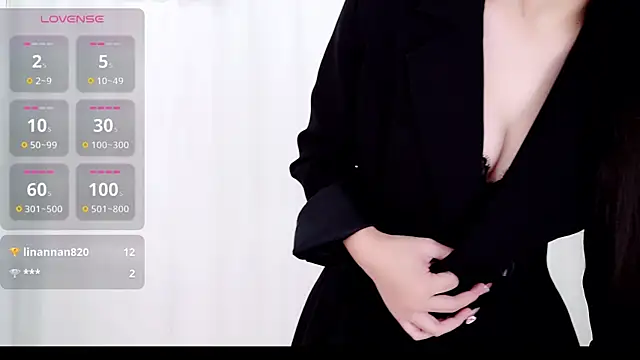 Sexshow-Bild von yangyang-777 Sexshow-Bild von yangyang-777