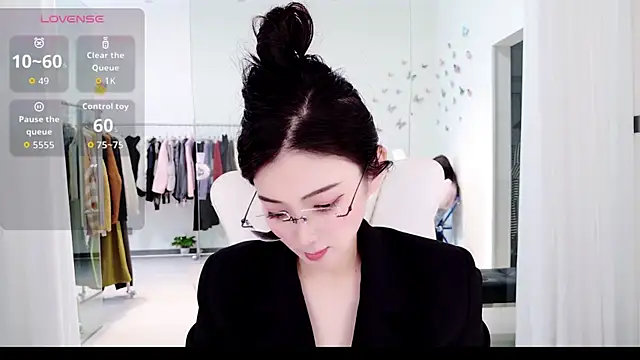 Sexshow-Bild von yangyang-777 Sexshow-Bild von yangyang-777