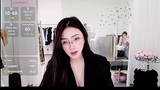 yangyang-777's sex show image