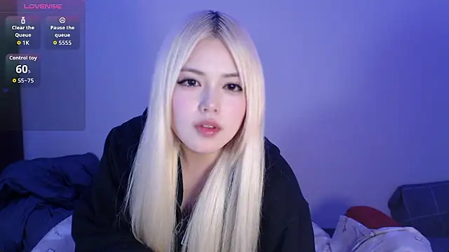 Изображение секс-шоу модели uru_luv000