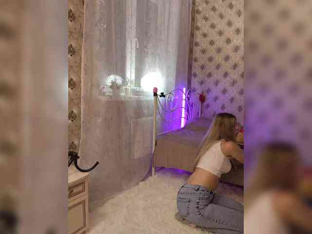 Darina24's sex show image Darina24's sex show image