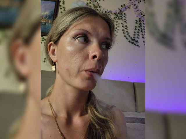 Darina24's sex show image Darina24's sex show image