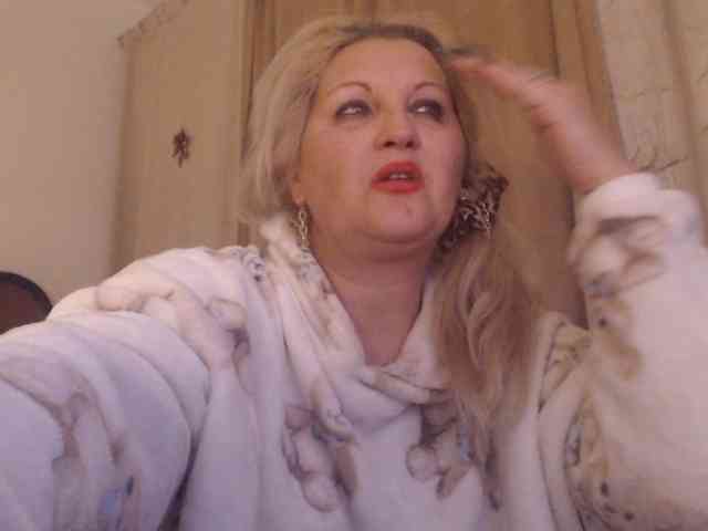 DivineBlond's sex show image DivineBlond's sex show image