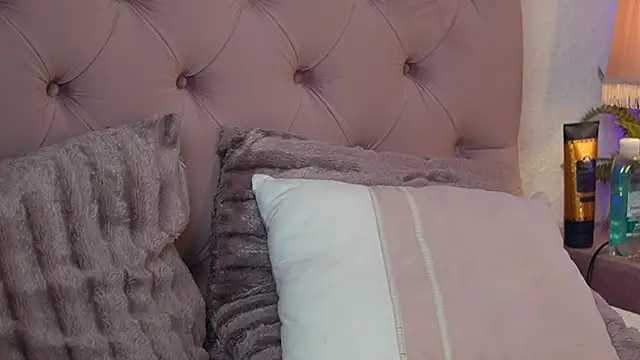 CarinaFoxy's sex show image CarinaFoxy's sex show image