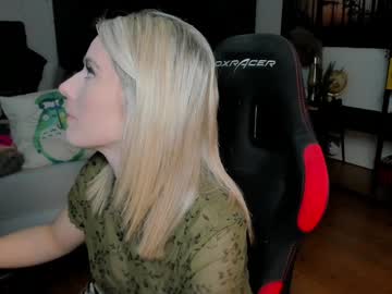 Изображение секс-шоу модели kimilee22 Изображение секс-шоу модели kimilee22