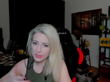 Изображение секс-шоу модели kimilee22 Изображение секс-шоу модели kimilee22