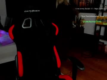 kimilee22's sex show image kimilee22's sex show image