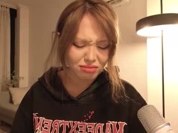 amyalwayshere's sex show image