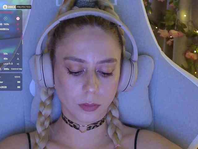 -Light-Fury-'s sex show image