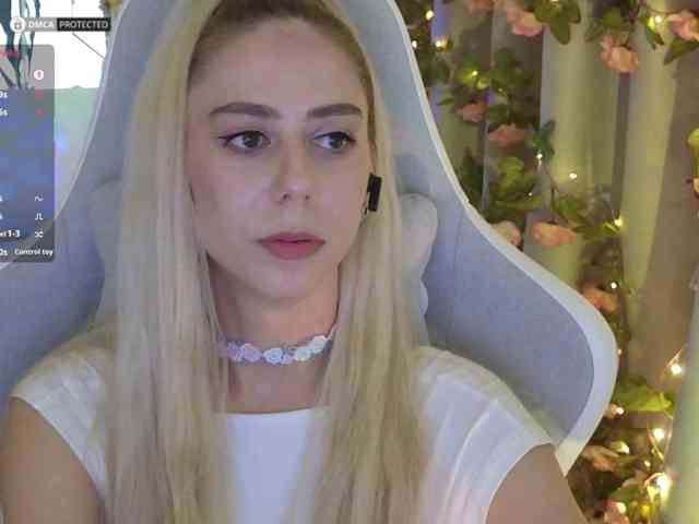 -Light-Fury-'s sex show image
