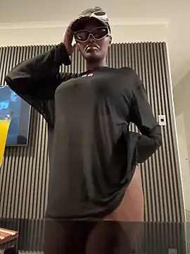 Изображение секс-шоу модели Neelo-Smith Изображение секс-шоу модели Neelo-Smith