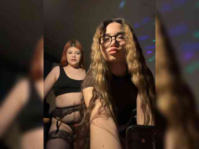 TheFoxAlissha's sex show image