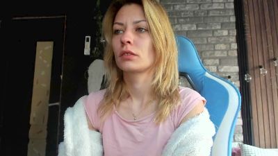 Изображение секс-шоу модели Karoline121 Изображение секс-шоу модели Karoline121