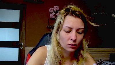 Karoline121's sex show image Karoline121's sex show image