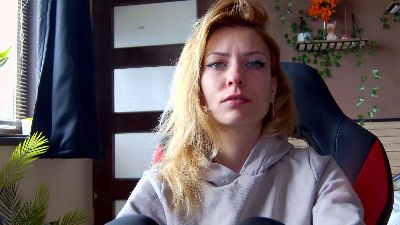 Karoline121's sex show image