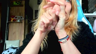 Karoline121's sex show image