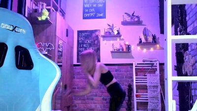 Karoline121's sex show image