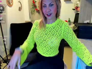 _cristal_ayala's sex show image