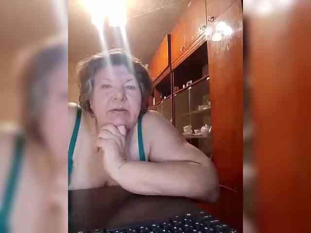 SweetSugar77's sex show image