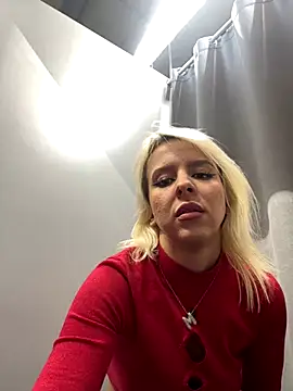 LikaCat's sex show image