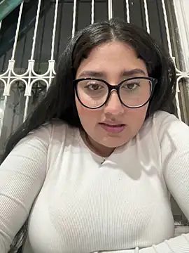 croftsmila's sex show image