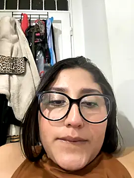 croftsmila's sex show image