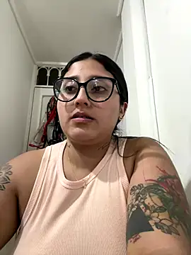 croftsmila's sex show image