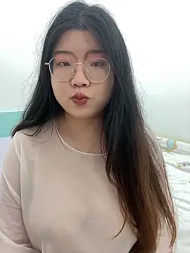 Изображение секс-шоу модели xxwang20 Изображение секс-шоу модели xxwang20