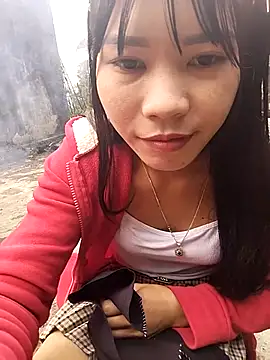 gugu0022's sex show image