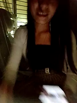 gugu0022's sex show image