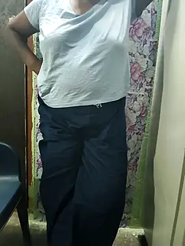 Sexshow-Bild von Liyaa_24