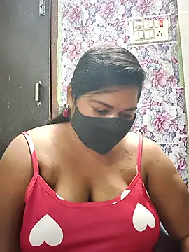 Sexshow-Bild von Liyaa_24