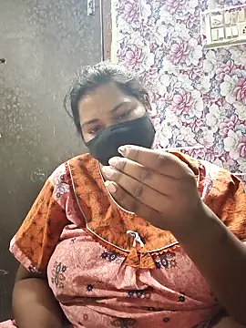 Sexshow-Bild von Liyaa_24