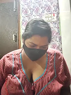 Sexshow-Bild von Liyaa_24