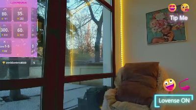 Mia__Milan's sex show image