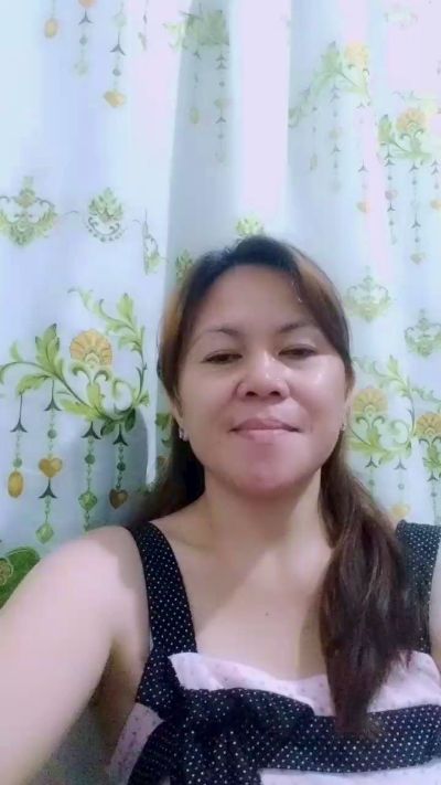 Queenbee82's sex show image