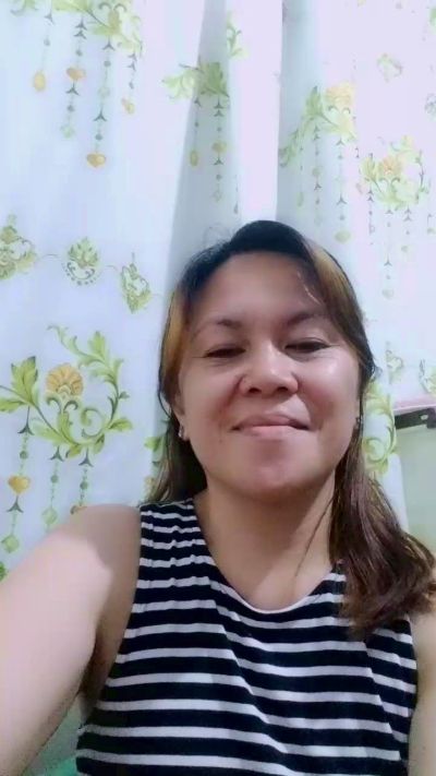 Queenbee82's sex show image