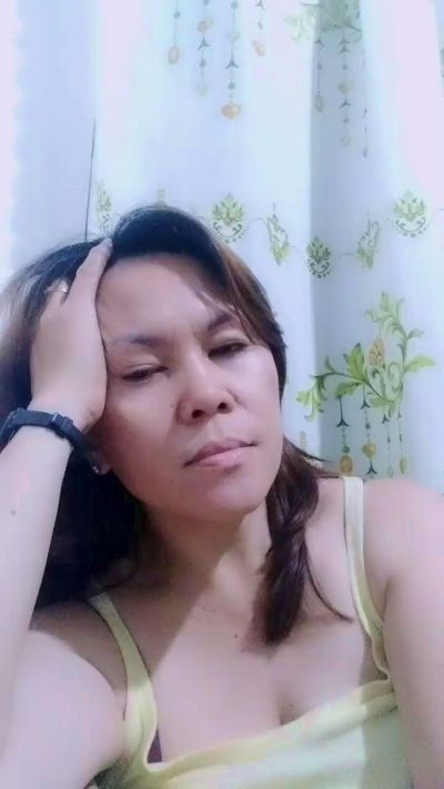 Queenbee82's sex show image