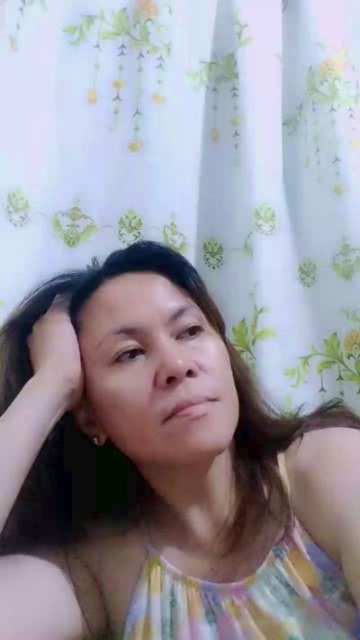 Queenbee82's sex show image