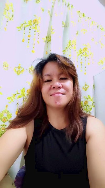 Queenbee82's sex show image