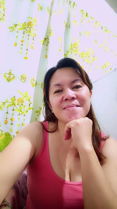 Queenbee82's sex show image