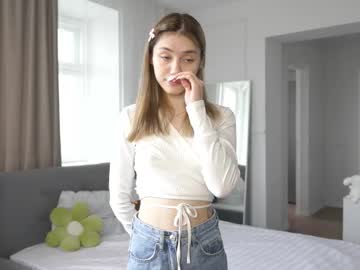 blue_bow's sex show image