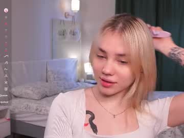 blue_bow's sex show image