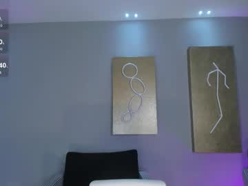 niaholland's sex show image