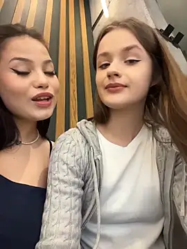 KittyQueeny's sex show image